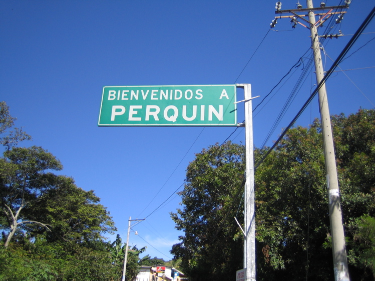 Skilti í Perquin