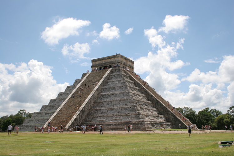 El Castillo